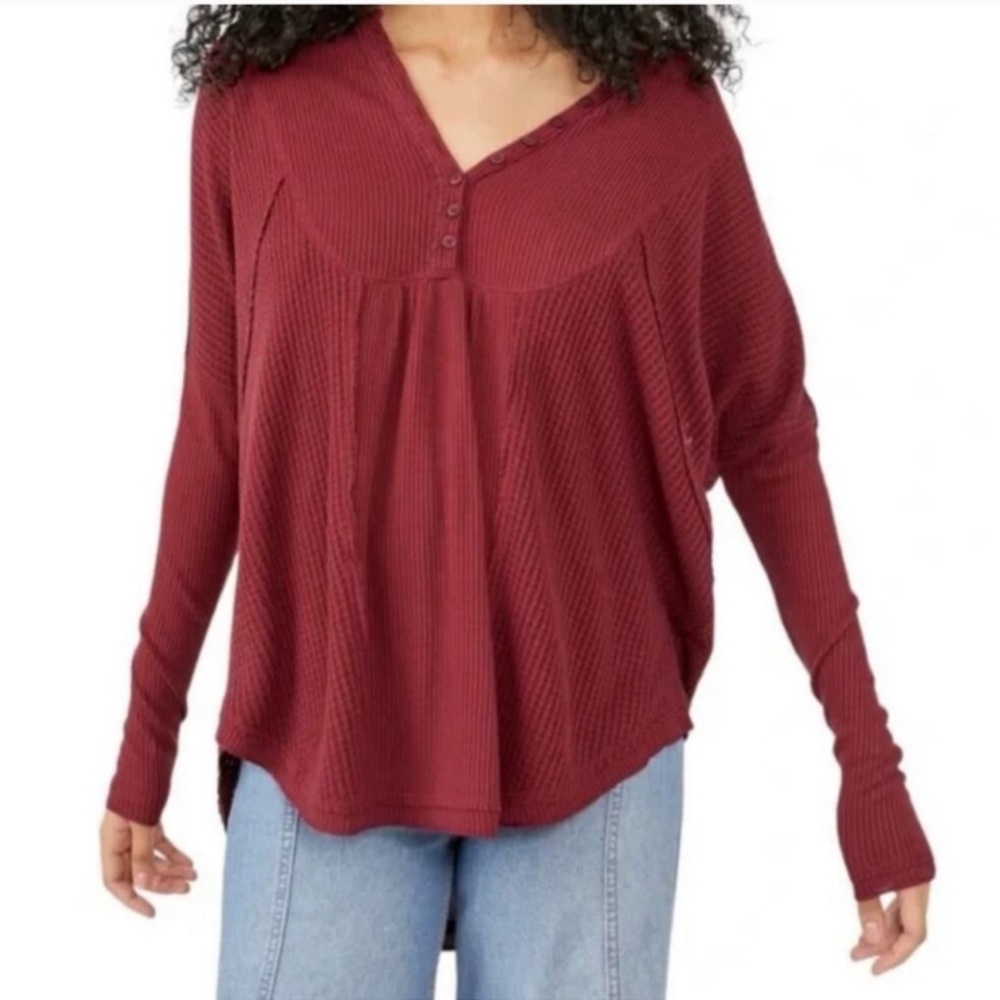 Free People Leo Waffle Knit Henley Top in Zinfandel - Size Medium